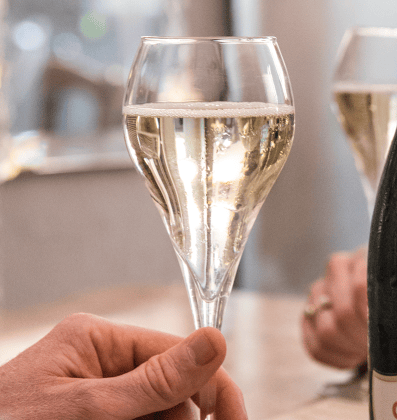 Come si beve il <br/> Cinzano To-Spritz